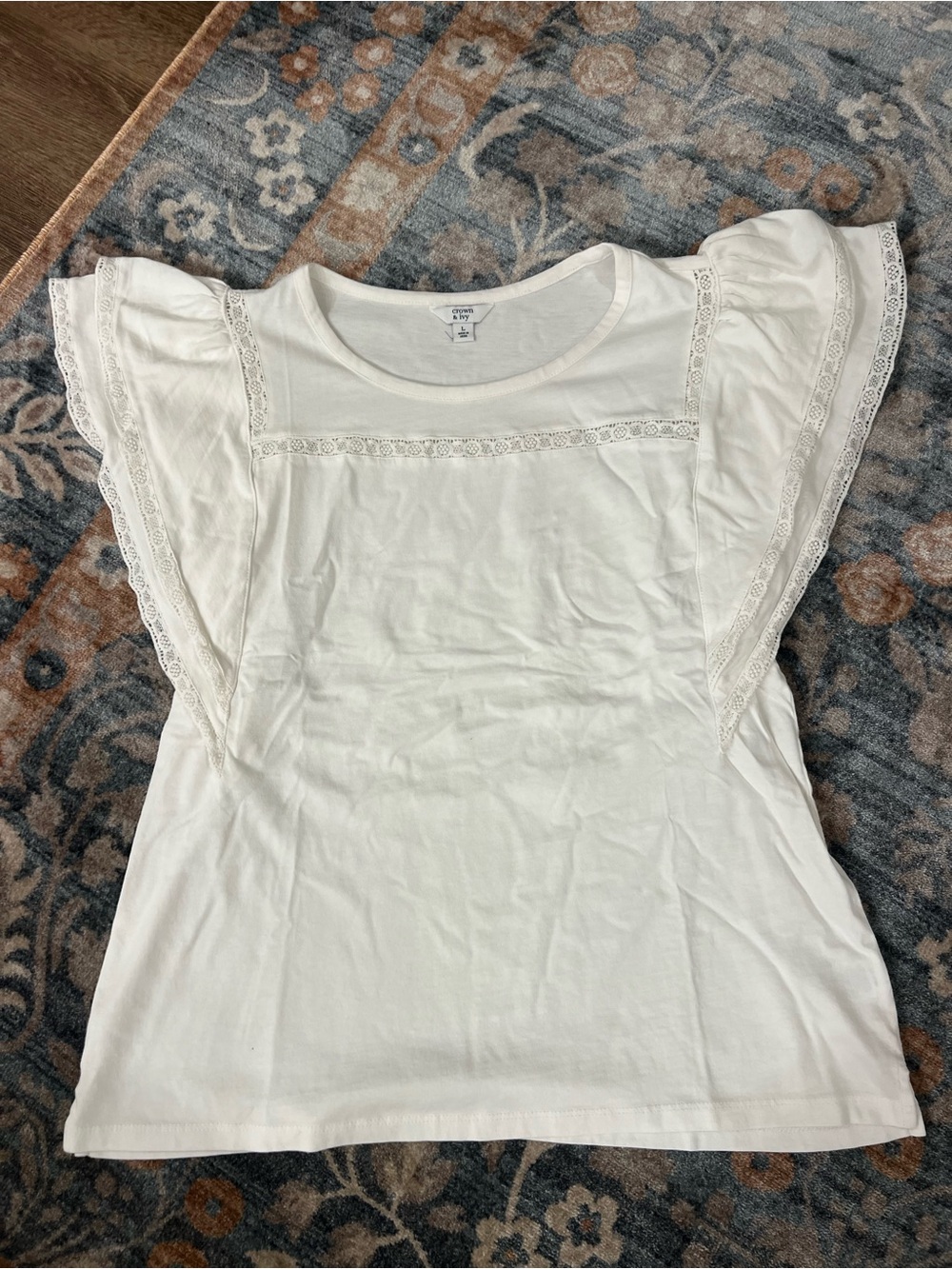 crown & ivy White Lace-Trim Flutter Sleeve Tee
